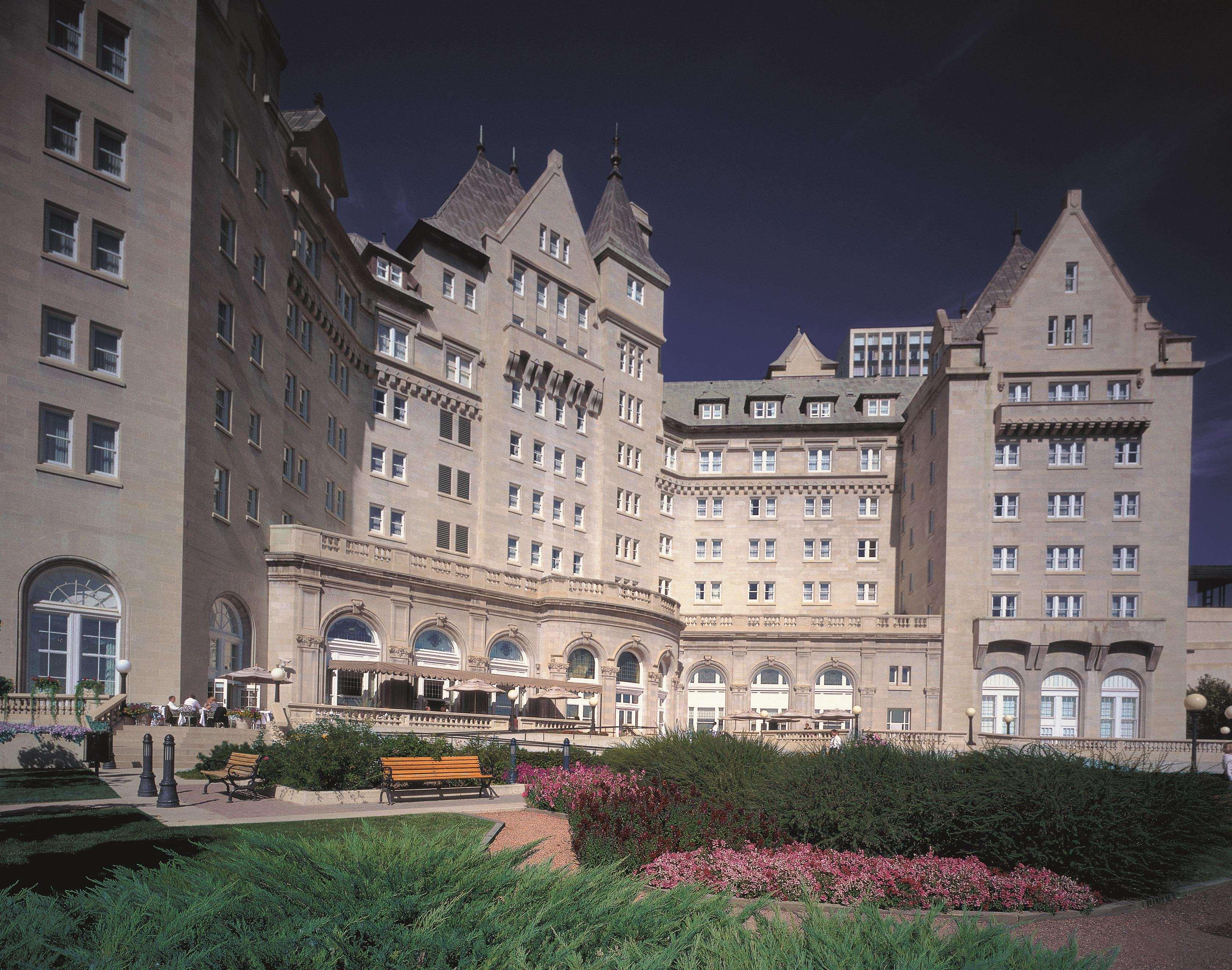 Fairmont Hotel Macdonald Edmonton Bagian luar foto